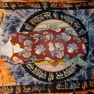 Long sleeve floral print dress with cutout